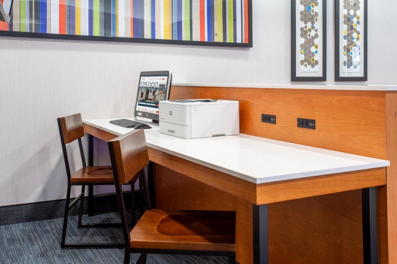 Holiday Inn Express Hotel & Suites Fort Wayne By Ihg Ellisville Eksteriør bilde