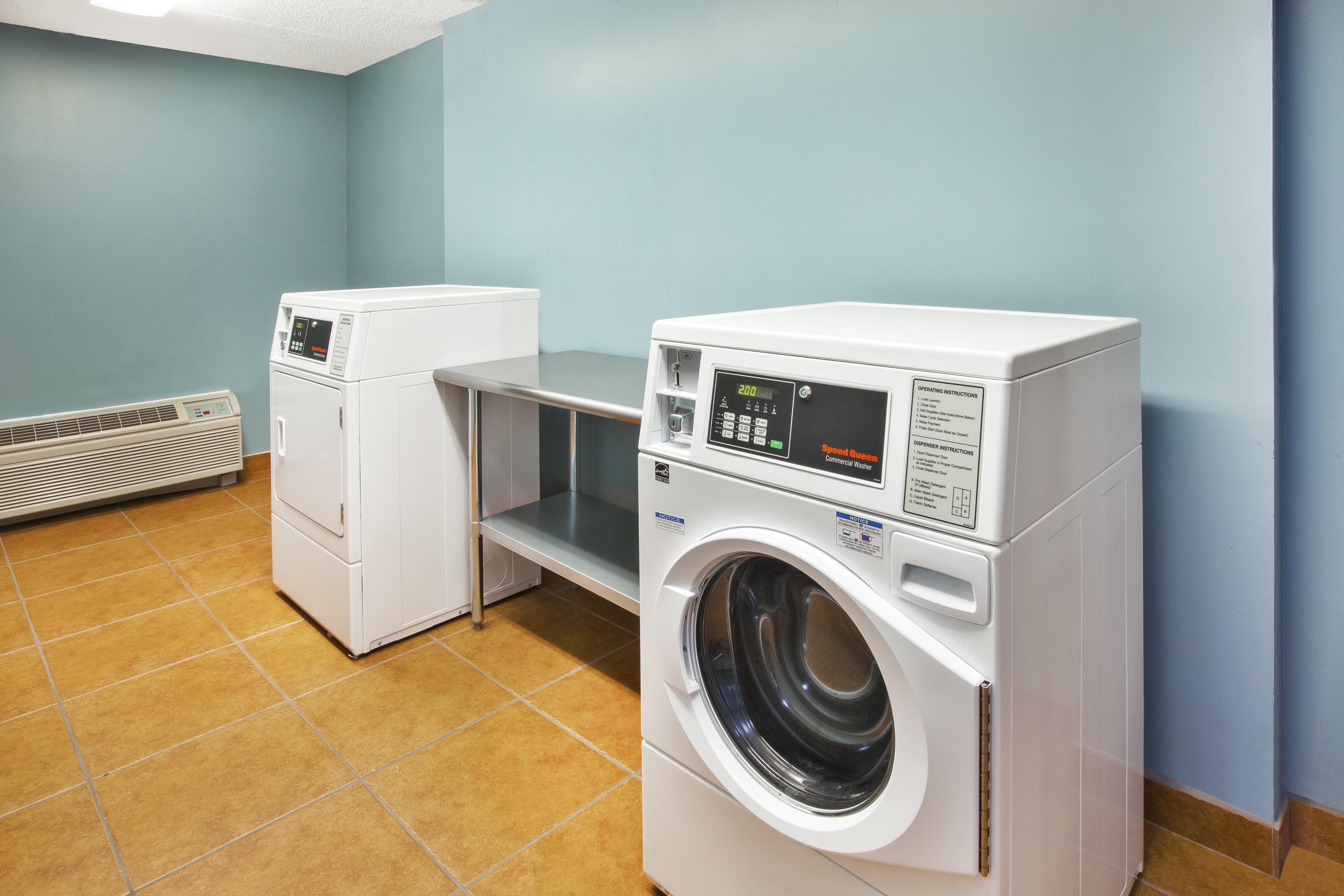 Holiday Inn Express Hotel & Suites Fort Wayne By Ihg Ellisville Eksteriør bilde